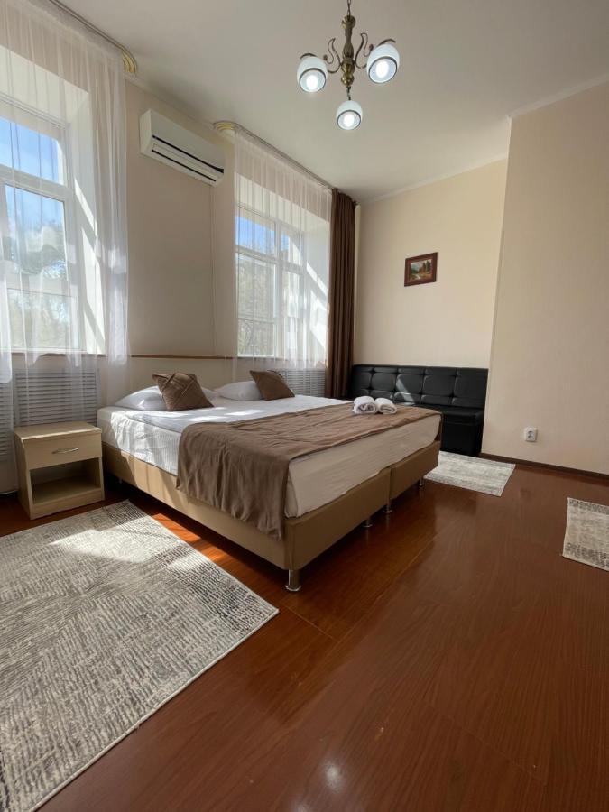 Belon Land Astana Exterior foto