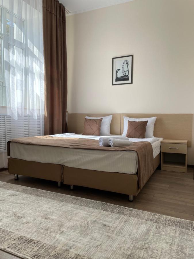 Belon Land Astana Exterior foto