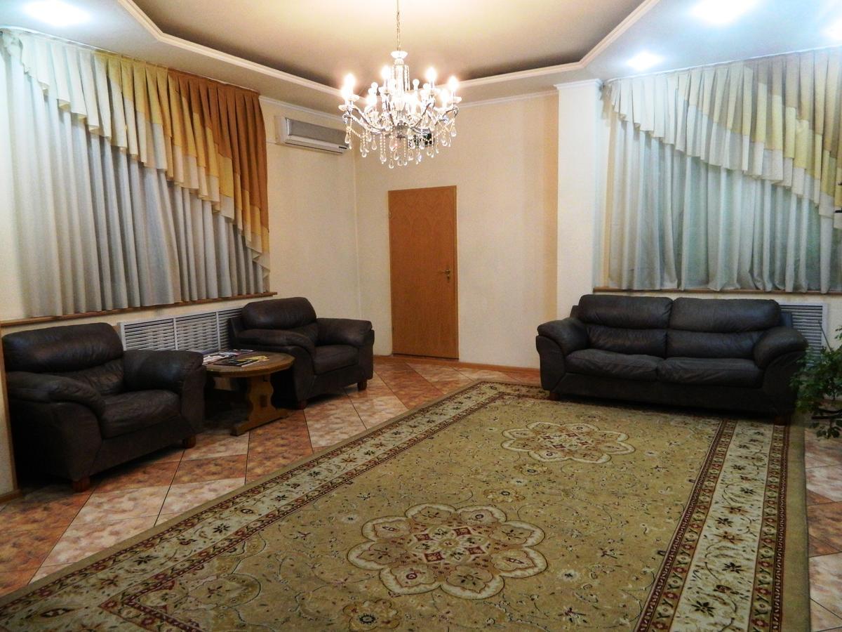 Belon Land Astana Exterior foto