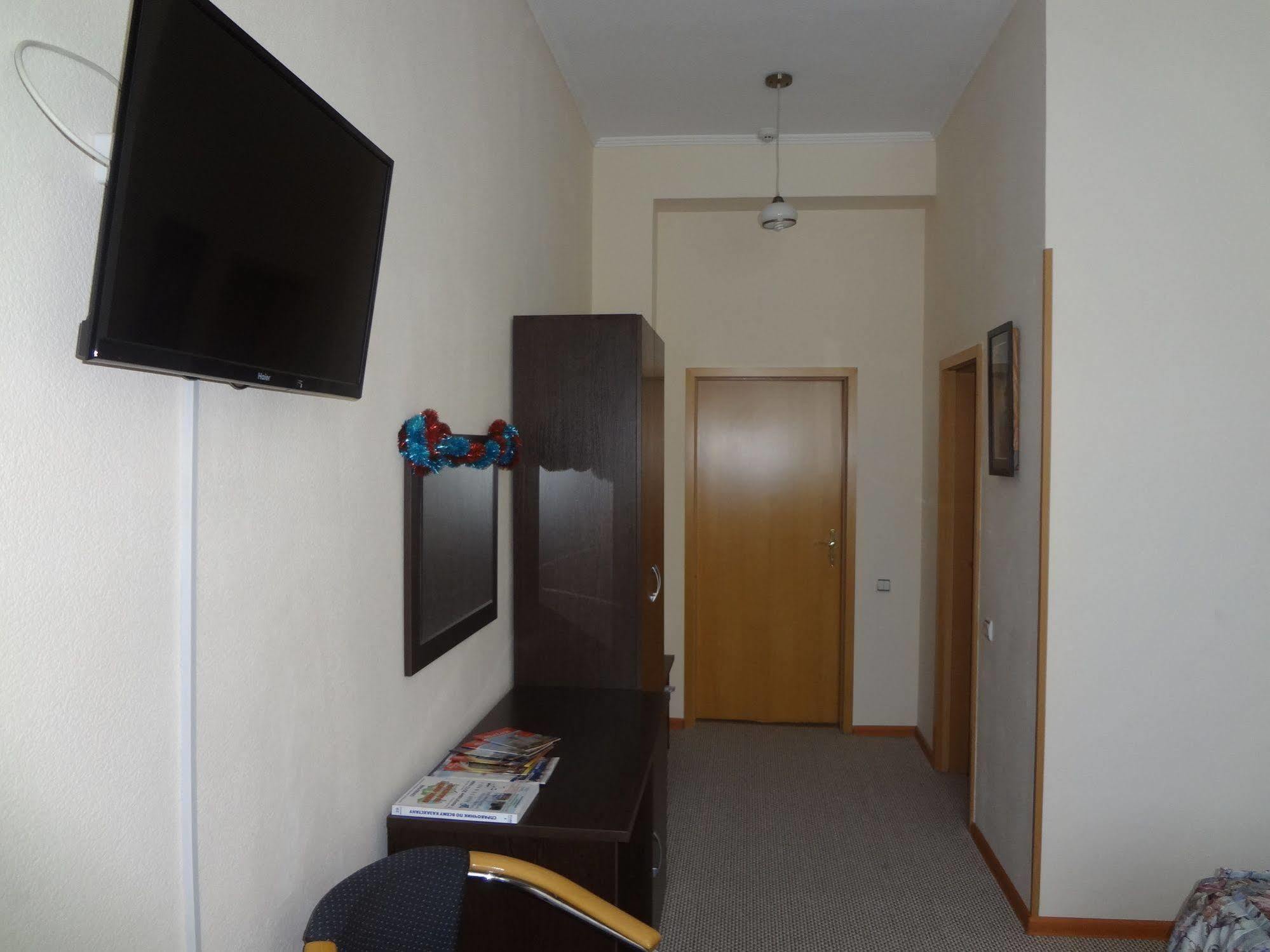 Belon Land Astana Exterior foto